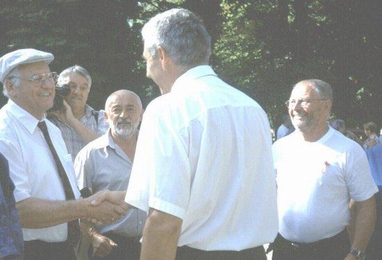 Handschlag zur Freundschaft - Mramorak 2003